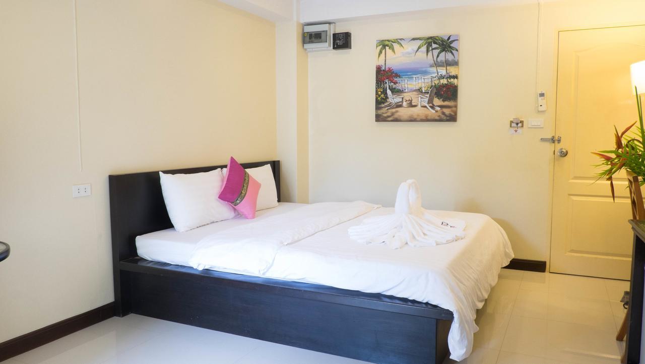 Palm Ville Pass Up Mansion Chonburi Exteriör bild